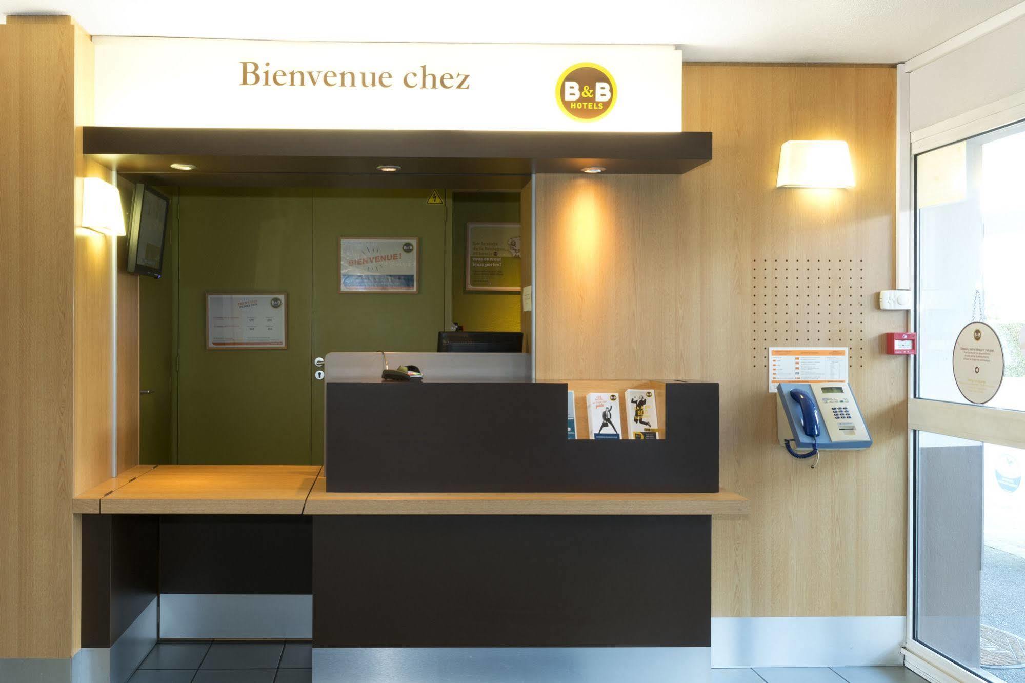 B&B Hotel Lorient Lanester Exteriör bild